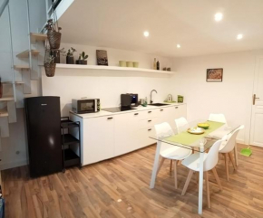 Ariula home